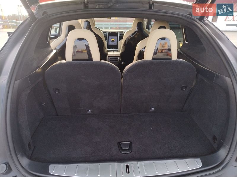 Позашляховик / Кросовер Tesla Model X 2016 в Львові фото 24 Позашляховик / Кросовер Tesla Model X 2016 в Львові