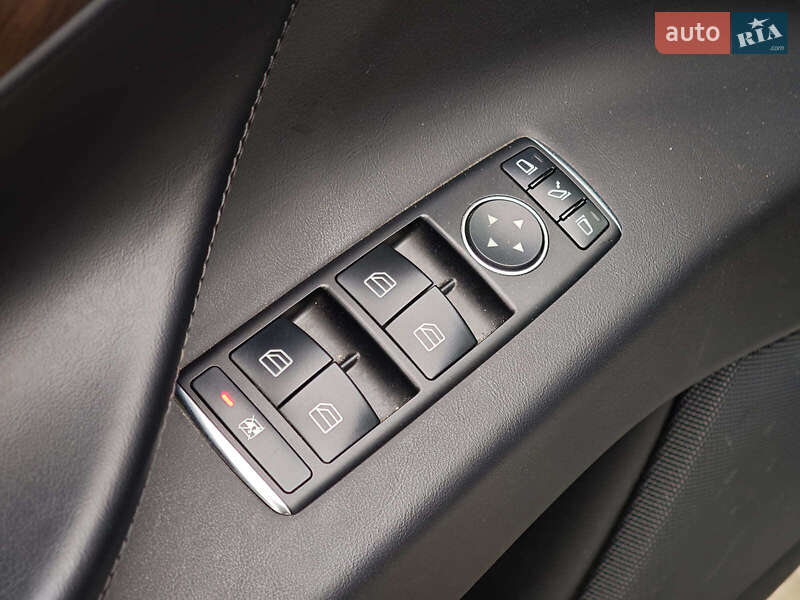 Внедорожник / Кроссовер Tesla Model X 2016 в Харькове