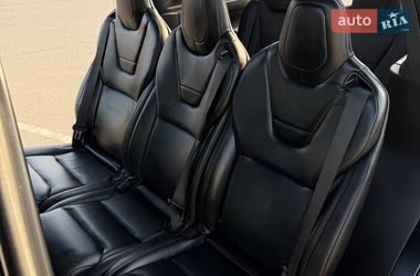 Позашляховик / Кросовер Tesla Model X 2016 в Києві