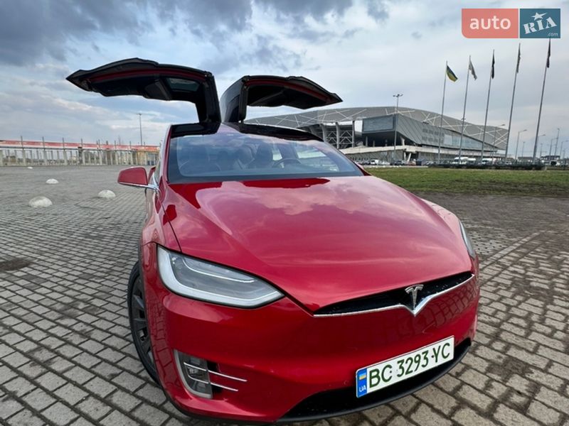 Внедорожник / Кроссовер Tesla Model X 2016 в Львове фото 2 Внедорожник / Кроссовер Tesla Model X 2016 в Львове