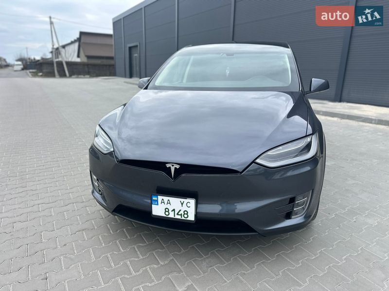 Внедорожник / Кроссовер Tesla Model X 2016 в Белой Церкви