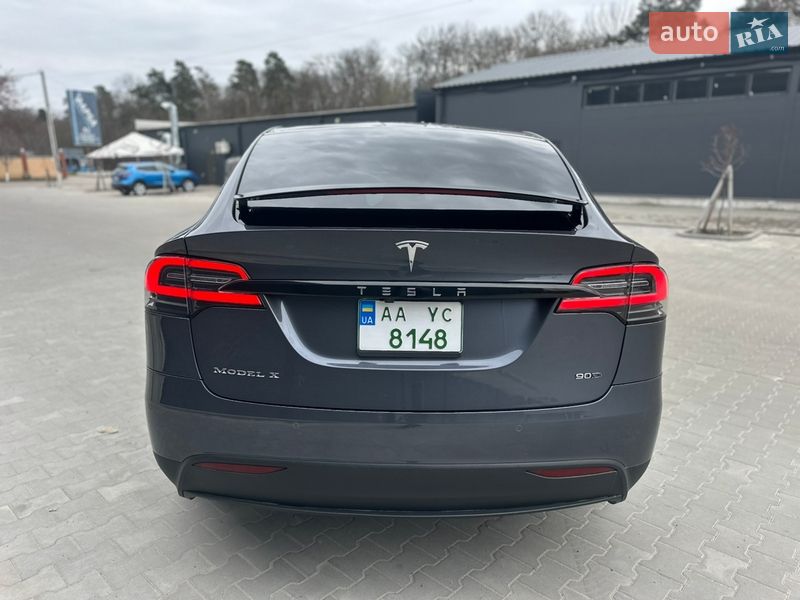 Внедорожник / Кроссовер Tesla Model X 2016 в Белой Церкви