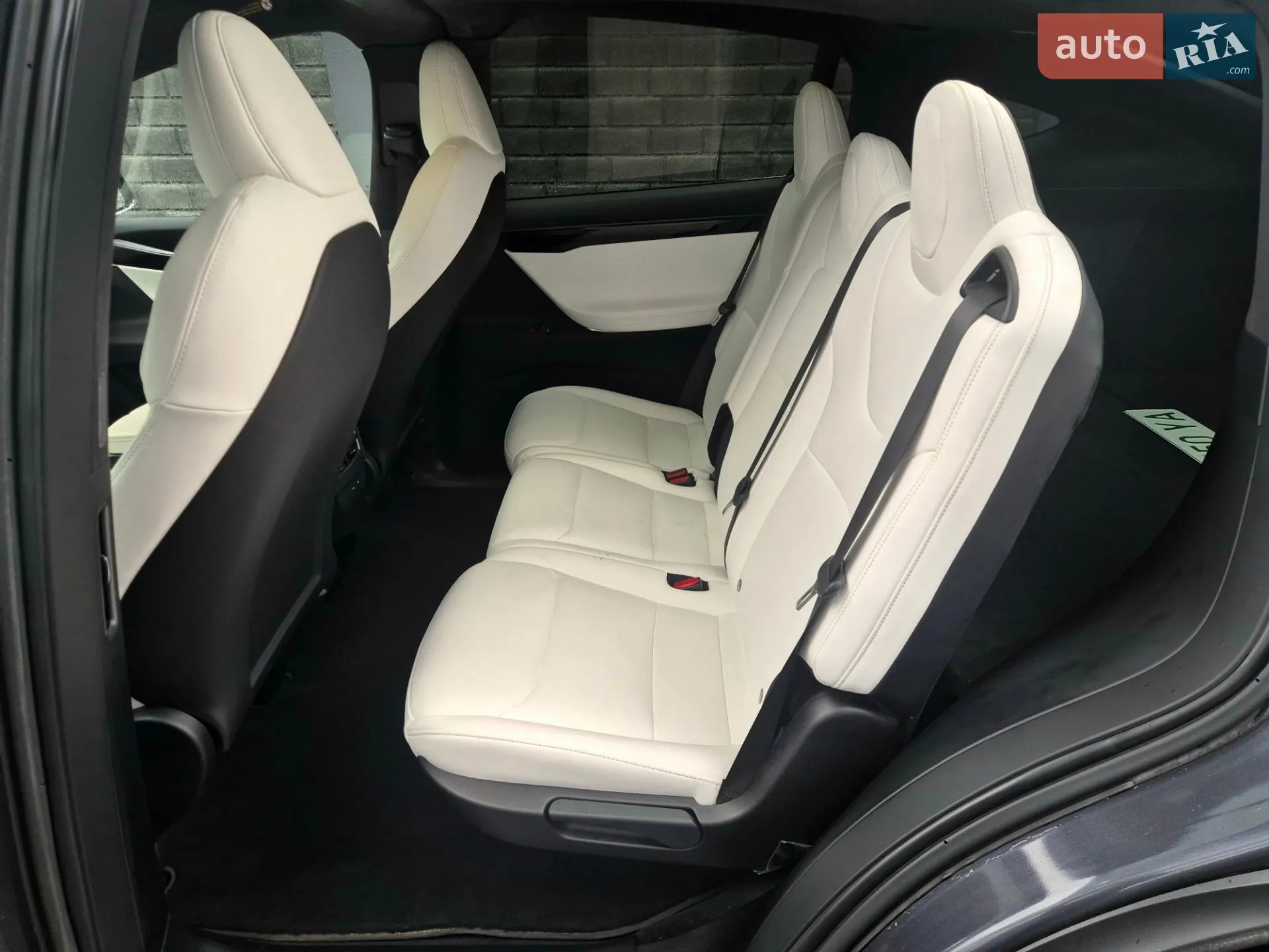 2020 Tesla Model X - мініатюра 31