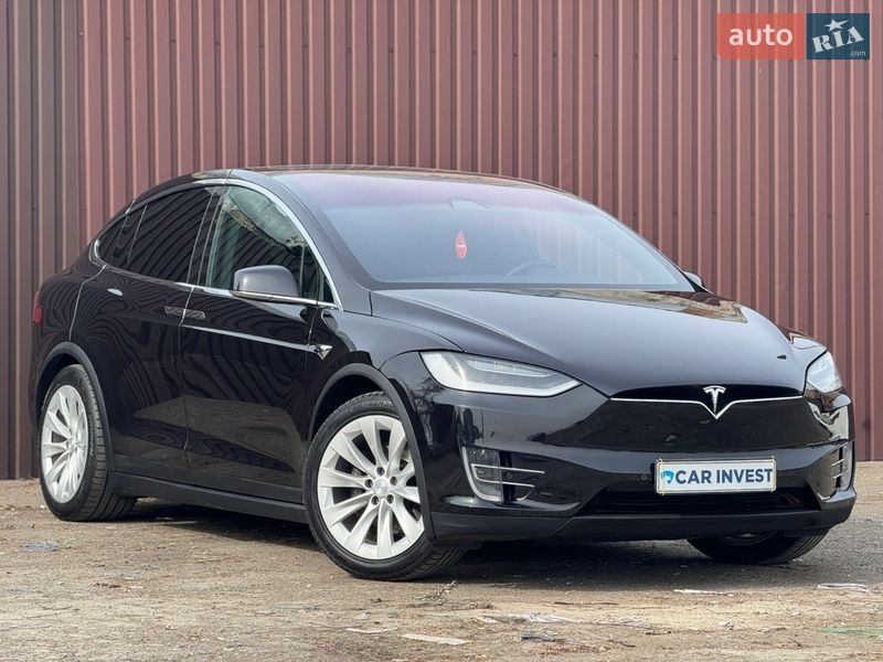 Tesla Model X 2017