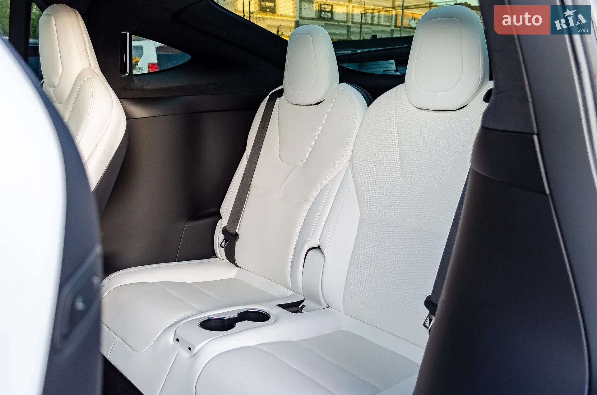 2022 Tesla Model X - мініатюра 38