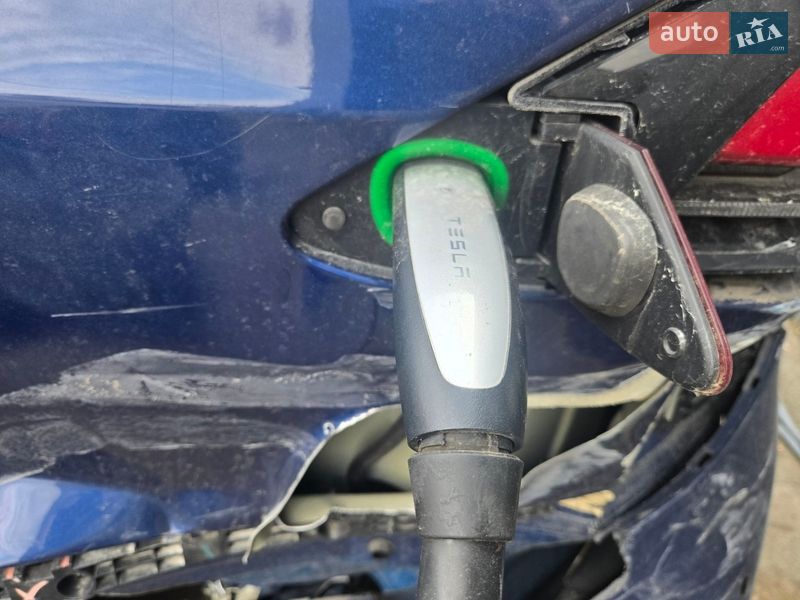 Внедорожник / Кроссовер Tesla Model X 2017 в Киеве