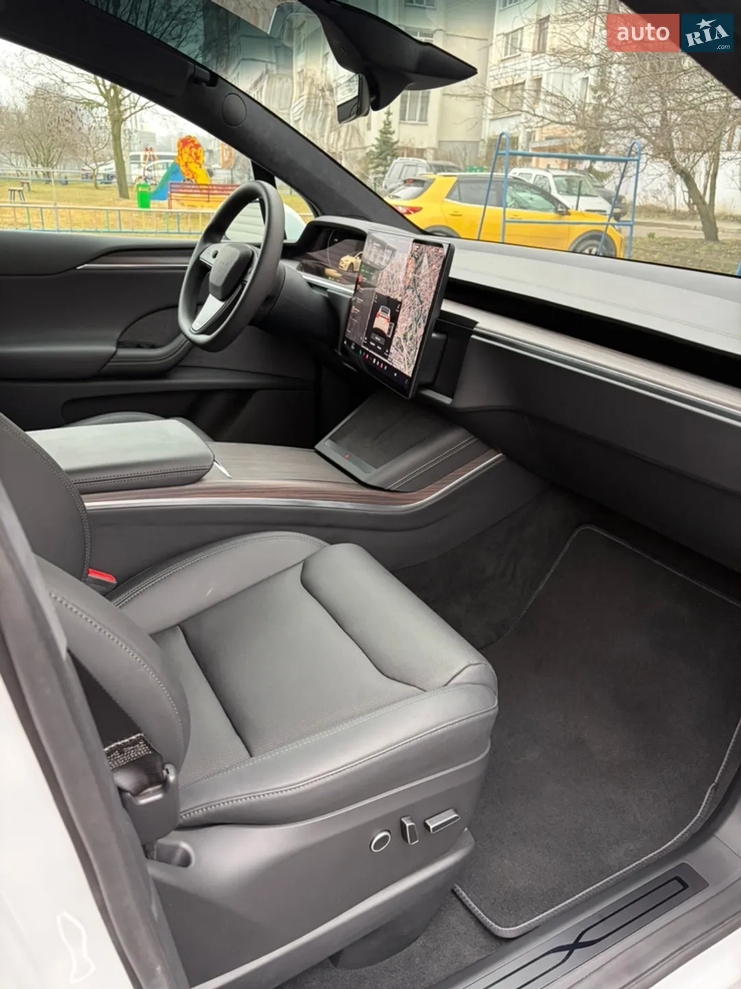 2024 Tesla Model X - мініатюра 19