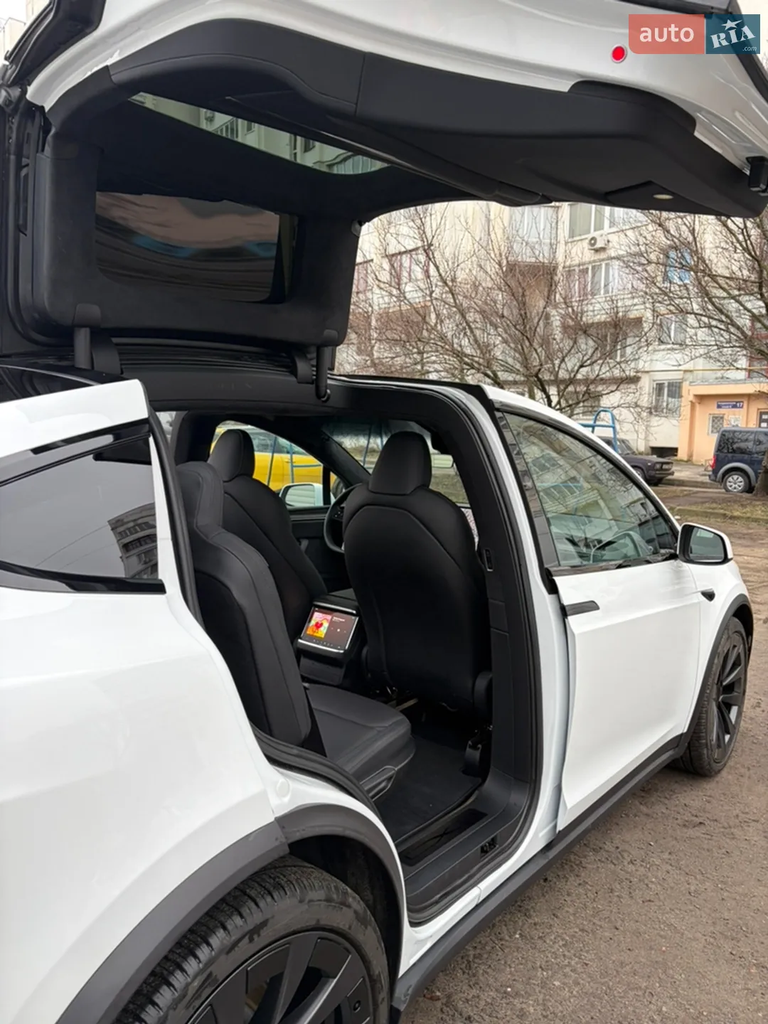2024 Tesla Model X - мініатюра 36