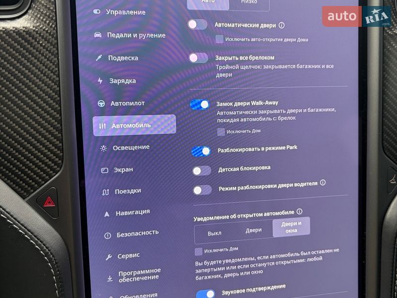 Внедорожник / Кроссовер Tesla Model X 2019 в Киеве