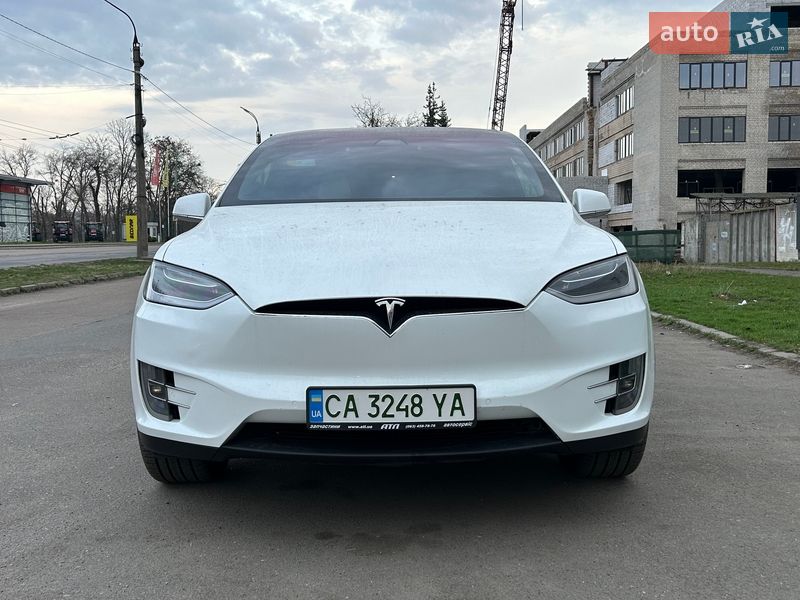 Позашляховик / Кросовер Tesla Model X 2017 в Черкасах фото 5 Позашляховик / Кросовер Tesla Model X 2017 в Черкасах