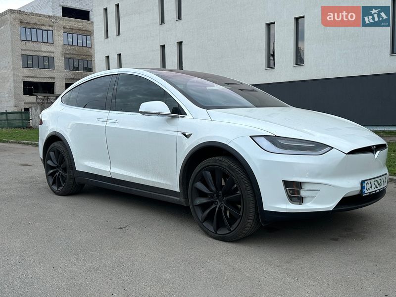 Позашляховик / Кросовер Tesla Model X 2017 в Черкасах фото 10 Позашляховик / Кросовер Tesla Model X 2017 в Черкасах