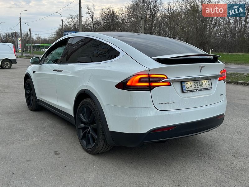 Позашляховик / Кросовер Tesla Model X 2017 в Черкасах фото 19 Позашляховик / Кросовер Tesla Model X 2017 в Черкасах