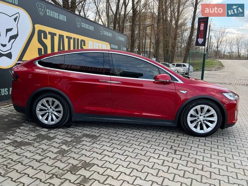 Внедорожник / Кроссовер Tesla Model X 2016 в Хмельницком