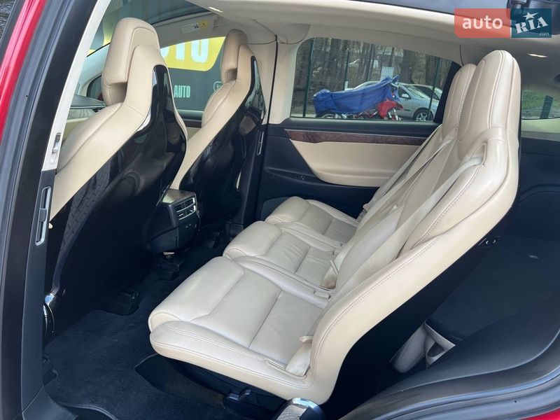 Внедорожник / Кроссовер Tesla Model X 2016 в Хмельницком
