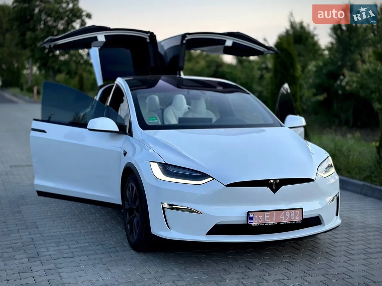 2022 Tesla Model X - мініатюра 98