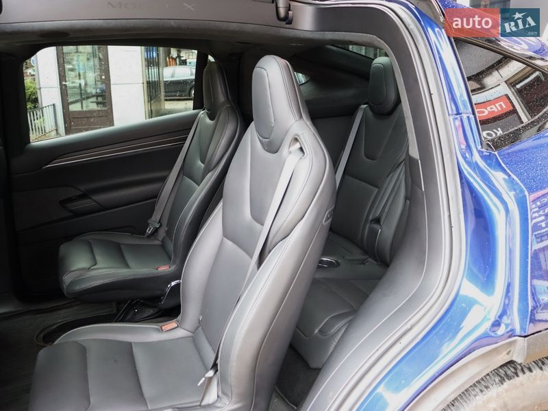 Позашляховик / Кросовер Tesla Model X 2023 в Львові