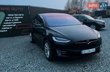 Позашляховик / Кросовер Tesla Model X 2017 в Чернівцях