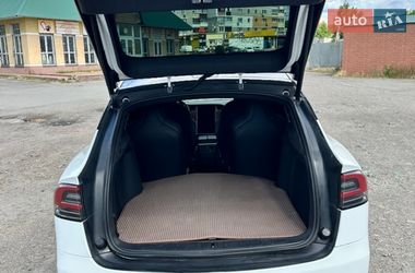 Позашляховик / Кросовер Tesla Model X 2019 в Києві