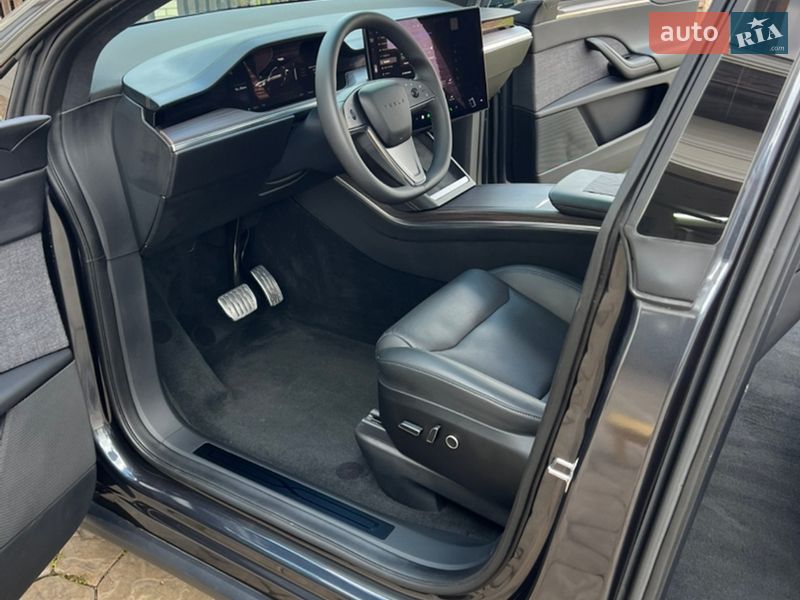 Позашляховик / Кросовер Tesla Model X 2024 в Одесі