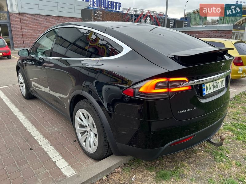 Позашляховик / Кросовер Tesla Model X 2018 в Києві фото 7 Позашляховик / Кросовер Tesla Model X 2018 в Києві