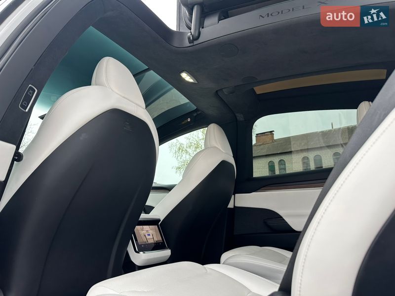 Позашляховик / Кросовер Tesla Model X 2023 в Кропивницькому