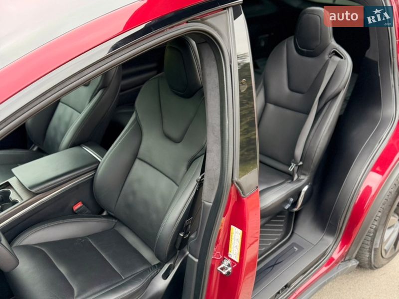 Позашляховик / Кросовер Tesla Model X 2024 в Києві фото 11 Позашляховик / Кросовер Tesla Model X 2024 в Києві