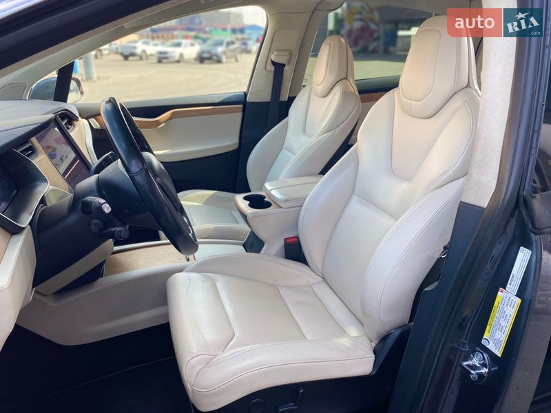 Внедорожник / Кроссовер Tesla Model X 2018 в Киеве фото 18 Внедорожник / Кроссовер Tesla Model X 2018 в Киеве