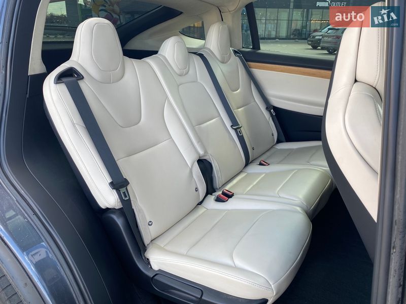 Внедорожник / Кроссовер Tesla Model X 2018 в Киеве фото 23 Внедорожник / Кроссовер Tesla Model X 2018 в Киеве