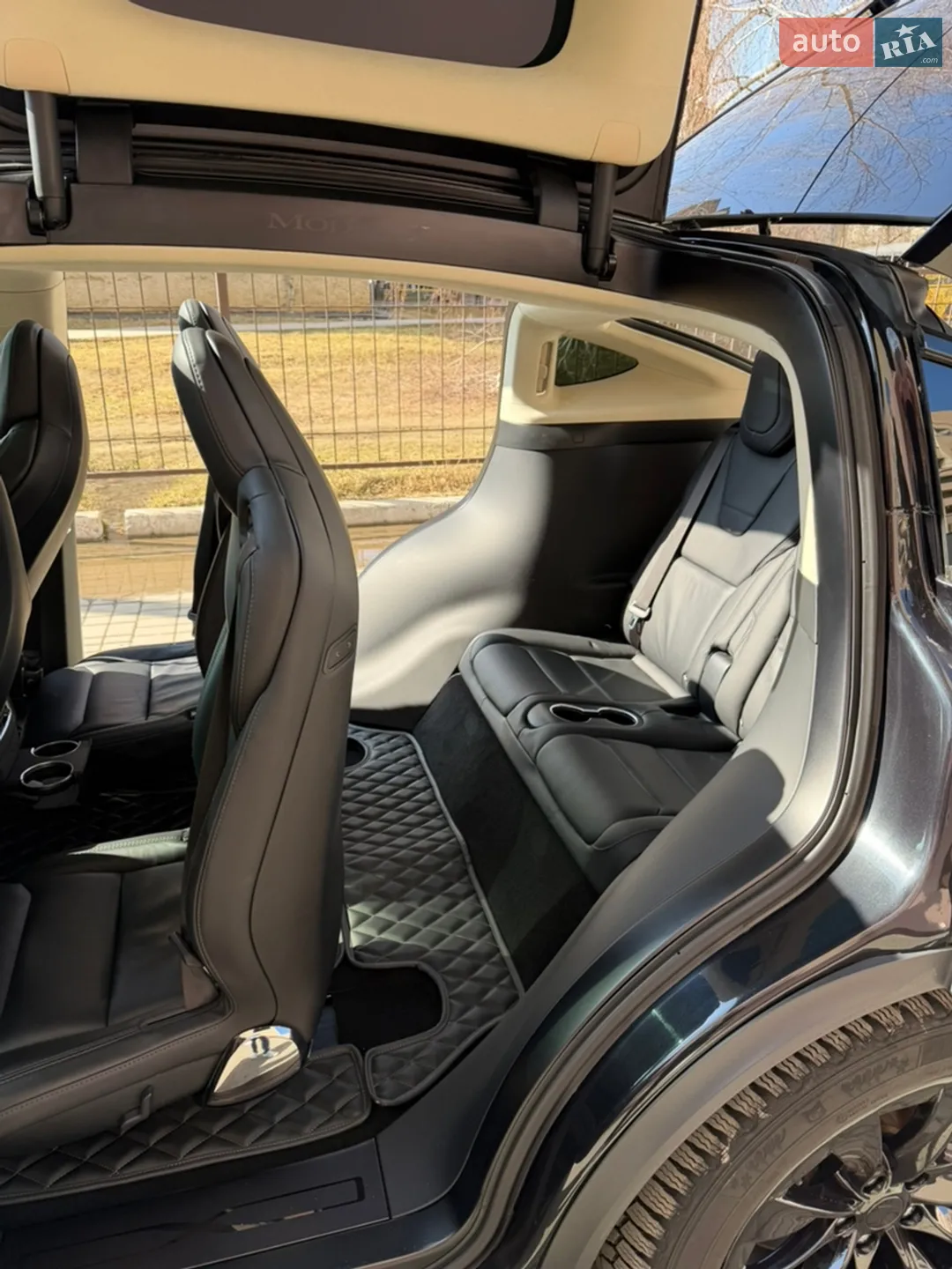 2017 Tesla Model X - мініатюра 59