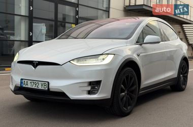Внедорожник / Кроссовер Tesla Model X 2020 в Киеве