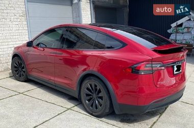 Позашляховик / Кросовер Tesla Model X 2016 в Дніпрі