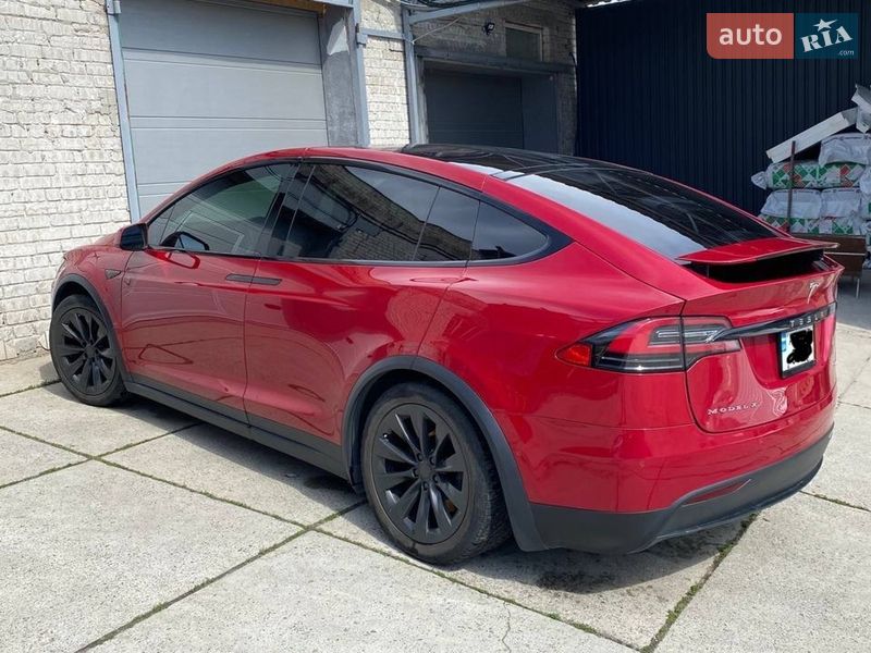 Tesla Model X 2016