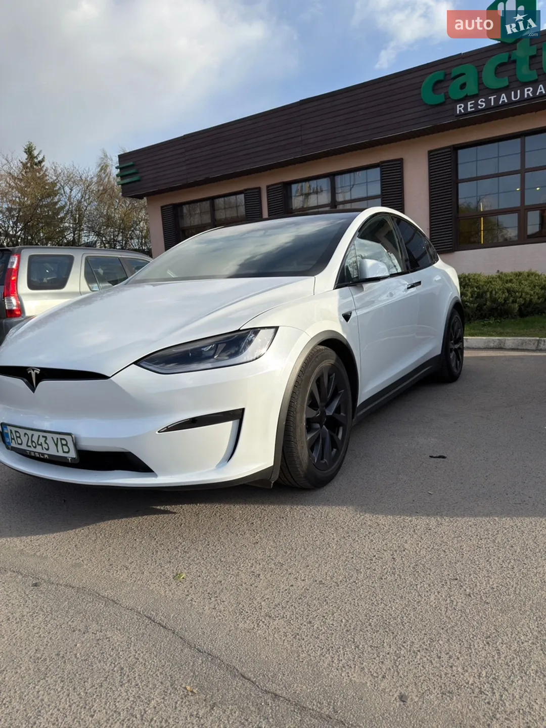 Tesla Model X 2023 VIN 7SAXCDE55PF425696 фото оголошення 3 з 5
