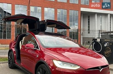 Внедорожник / Кроссовер Tesla Model X 2019 в Львове