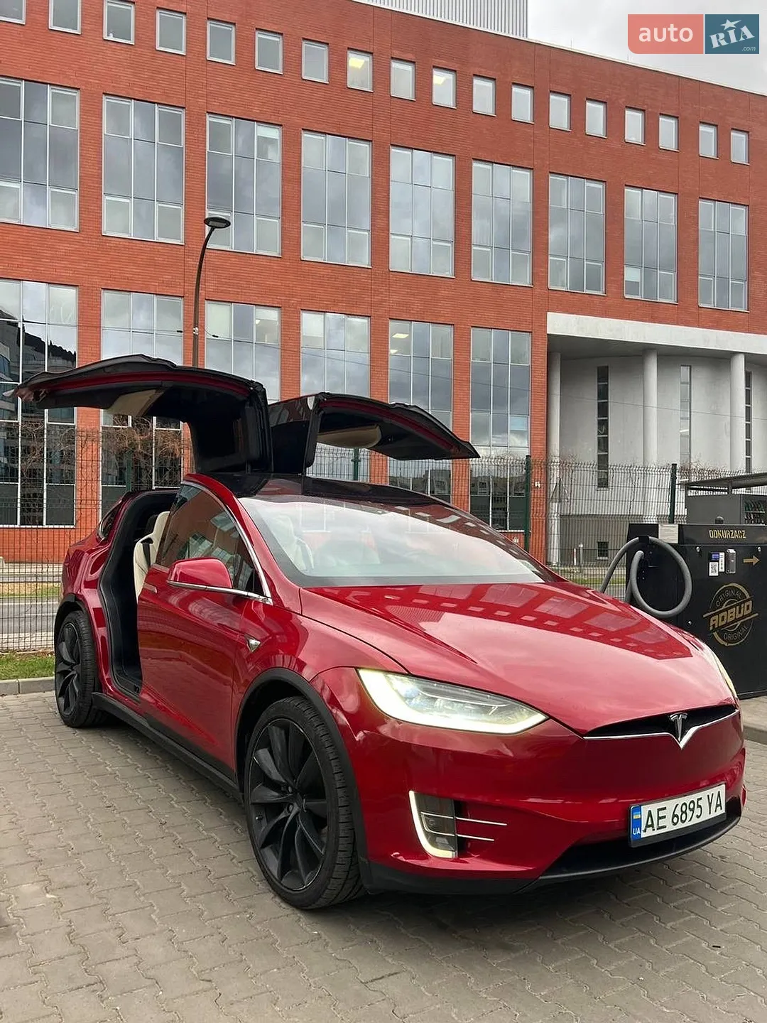 2019 Tesla Model X - мініатюра 2