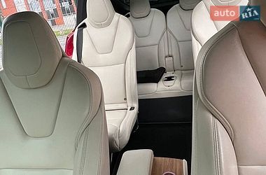 Внедорожник / Кроссовер Tesla Model X 2019 в Львове