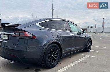 Внедорожник / Кроссовер Tesla Model X 2017 в Киеве