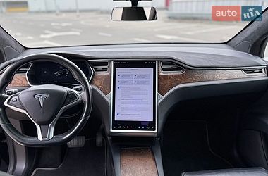 Внедорожник / Кроссовер Tesla Model X 2017 в Киеве