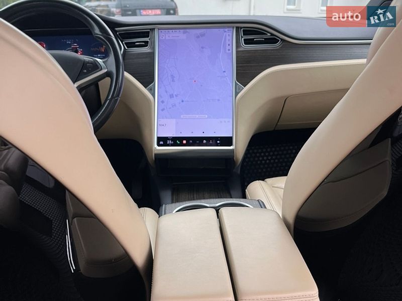 Внедорожник / Кроссовер Tesla Model X 2016 в Львове фото 22 Внедорожник / Кроссовер Tesla Model X 2016 в Львове