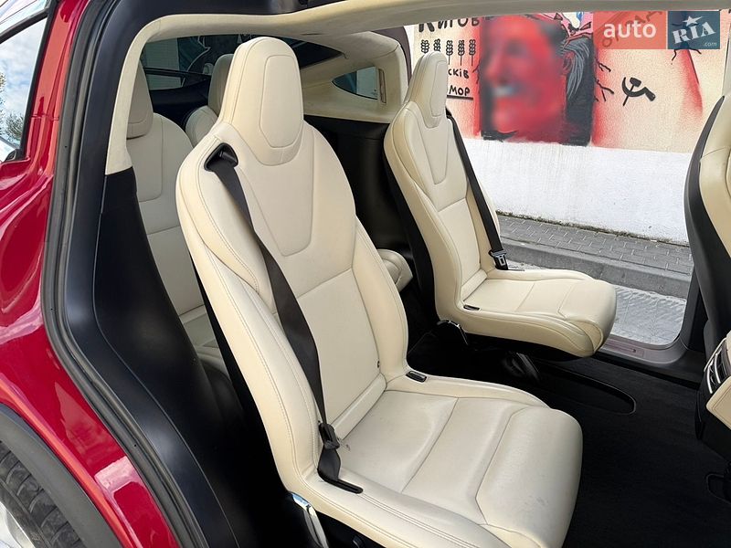 Внедорожник / Кроссовер Tesla Model X 2017 в Львове