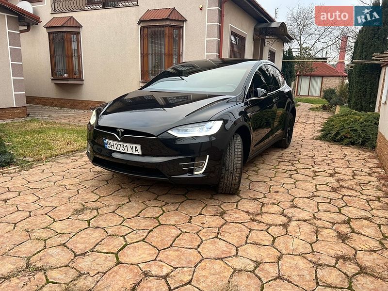 Tesla Model X 2017