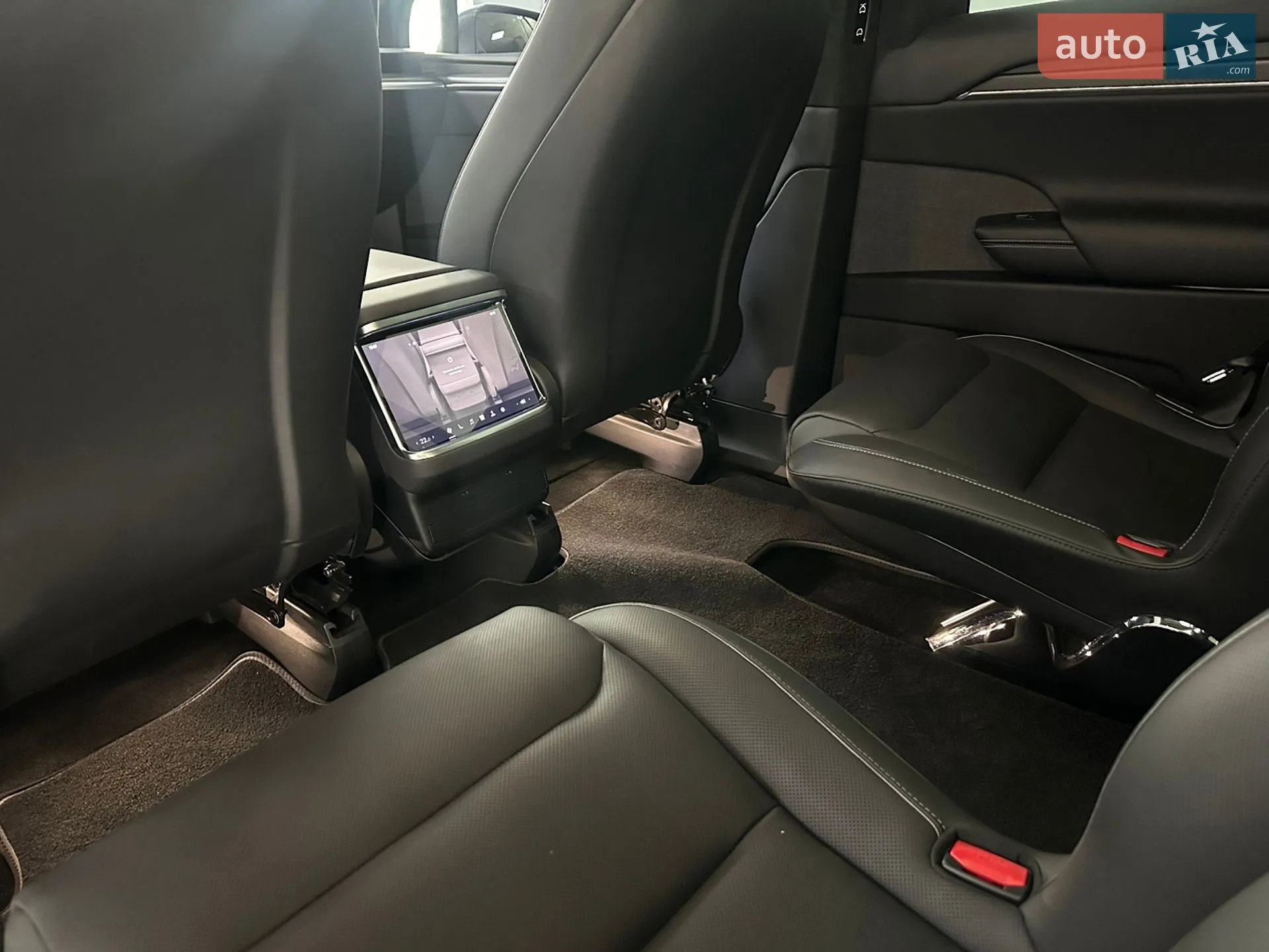 2023 Tesla Model X - мініатюра 8