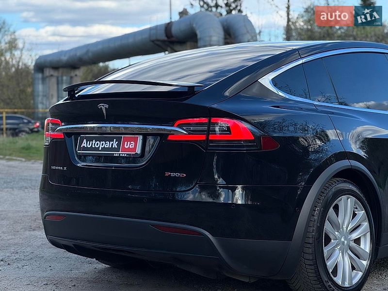 Внедорожник / Кроссовер Tesla Model X 2016 в Львове