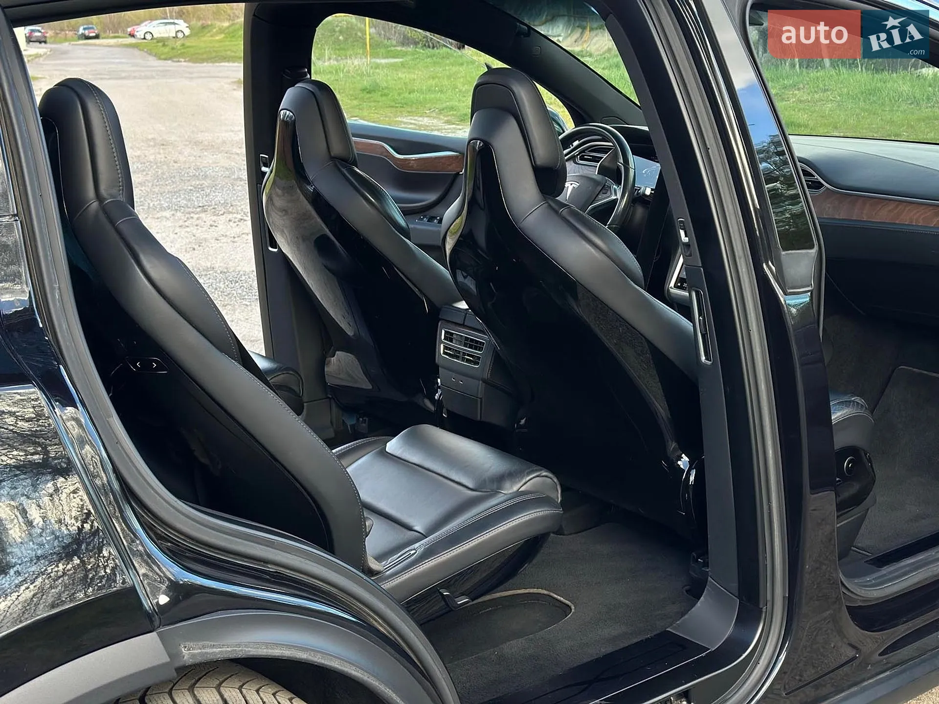 2016 Tesla Model X - мініатюра 36