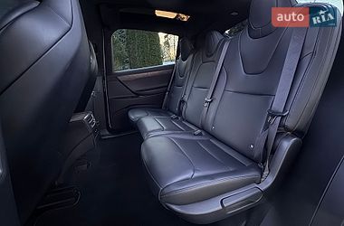 Внедорожник / Кроссовер Tesla Model X 2019 в Киеве