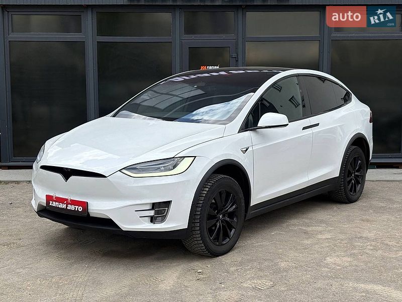 Tesla Model X 2016