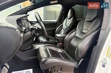 Внедорожник / Кроссовер Tesla Model X 2016 в Виннице