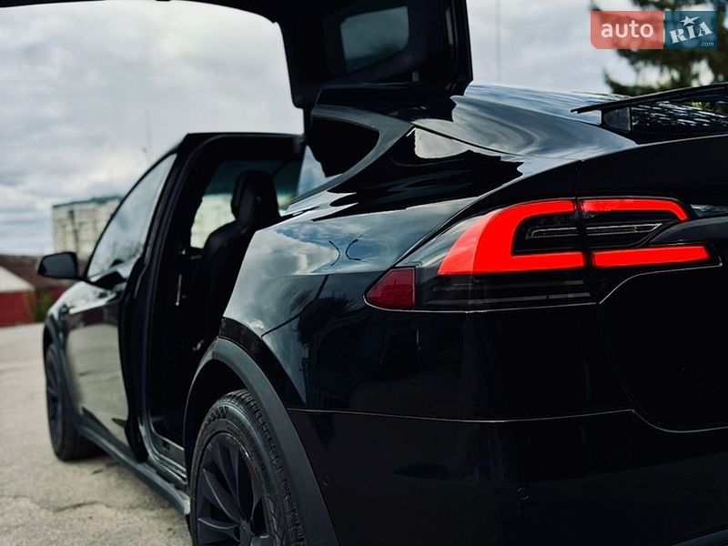 Внедорожник / Кроссовер Tesla Model X 2016 в Днепре