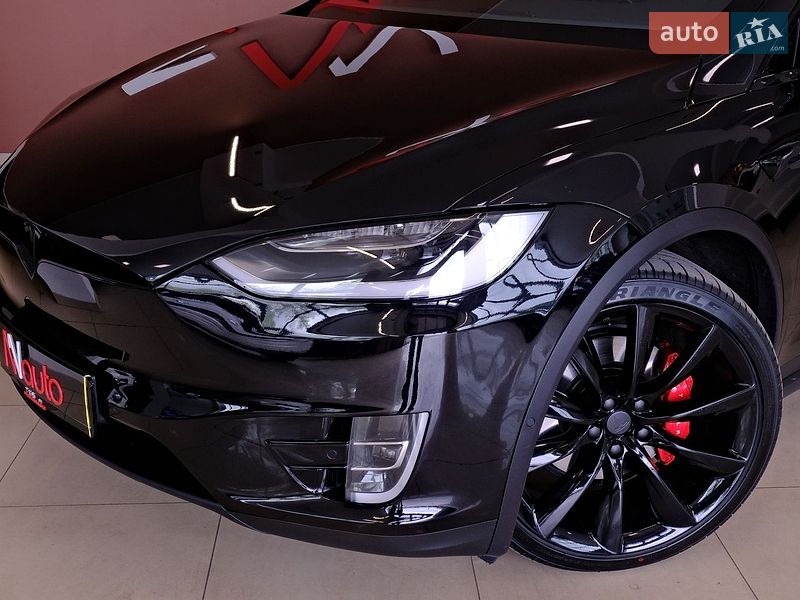 Позашляховик / Кросовер Tesla Model X 2018 в Одесі