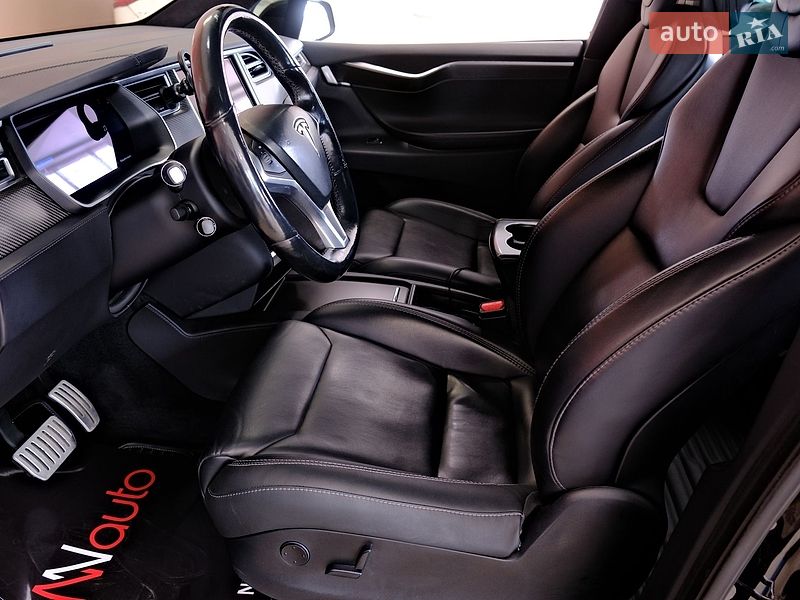 Позашляховик / Кросовер Tesla Model X 2018 в Одесі